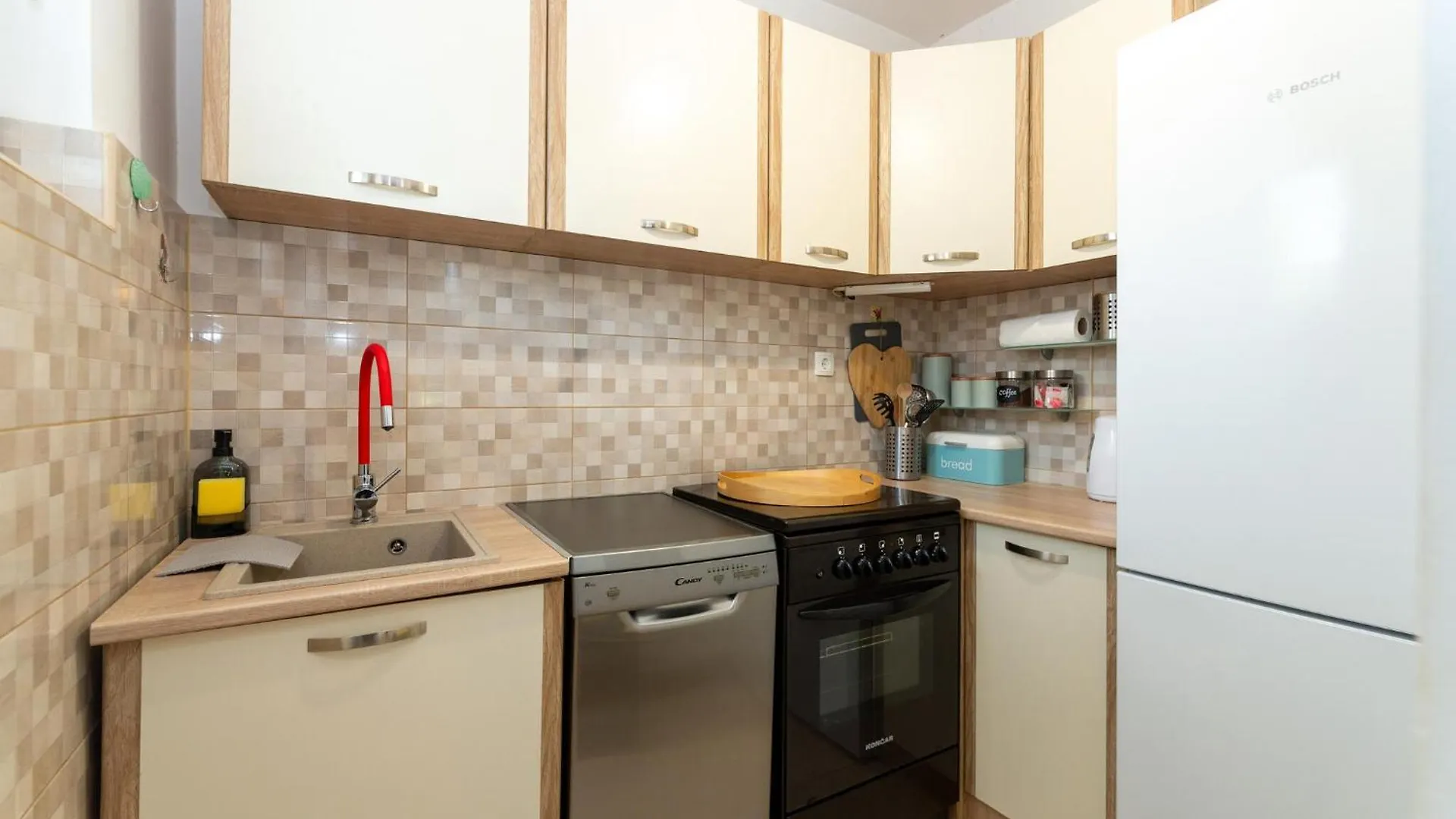 2 Bedroom Beautiful Home In Starigrad Holiday home