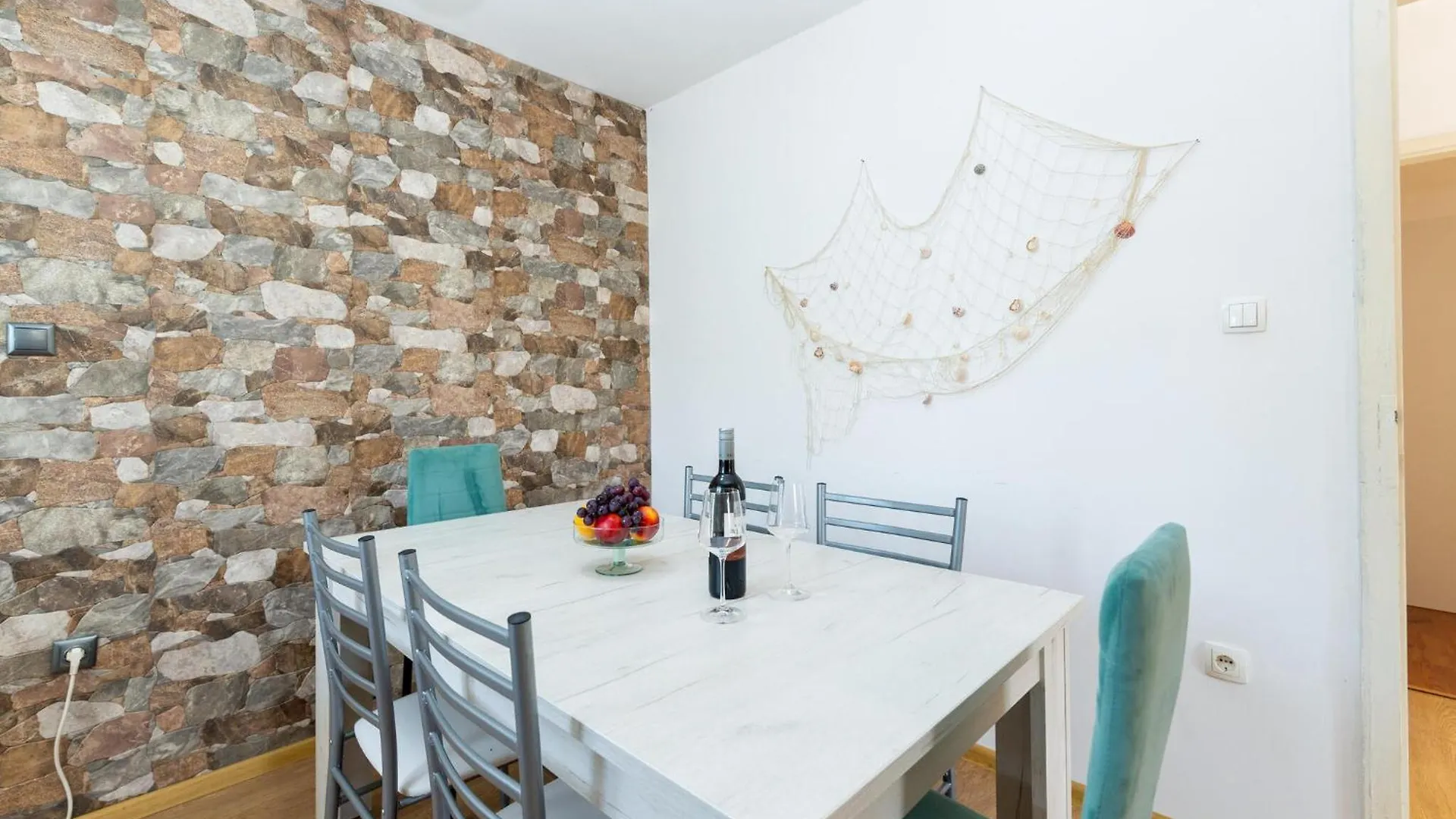 2 Bedroom Beautiful Home In Starigrad Starigrad Paklenica