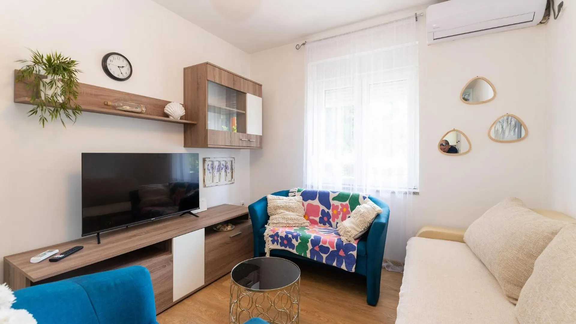 2 Bedroom Beautiful Home In Starigrad 0*, Starigrad Paklenica