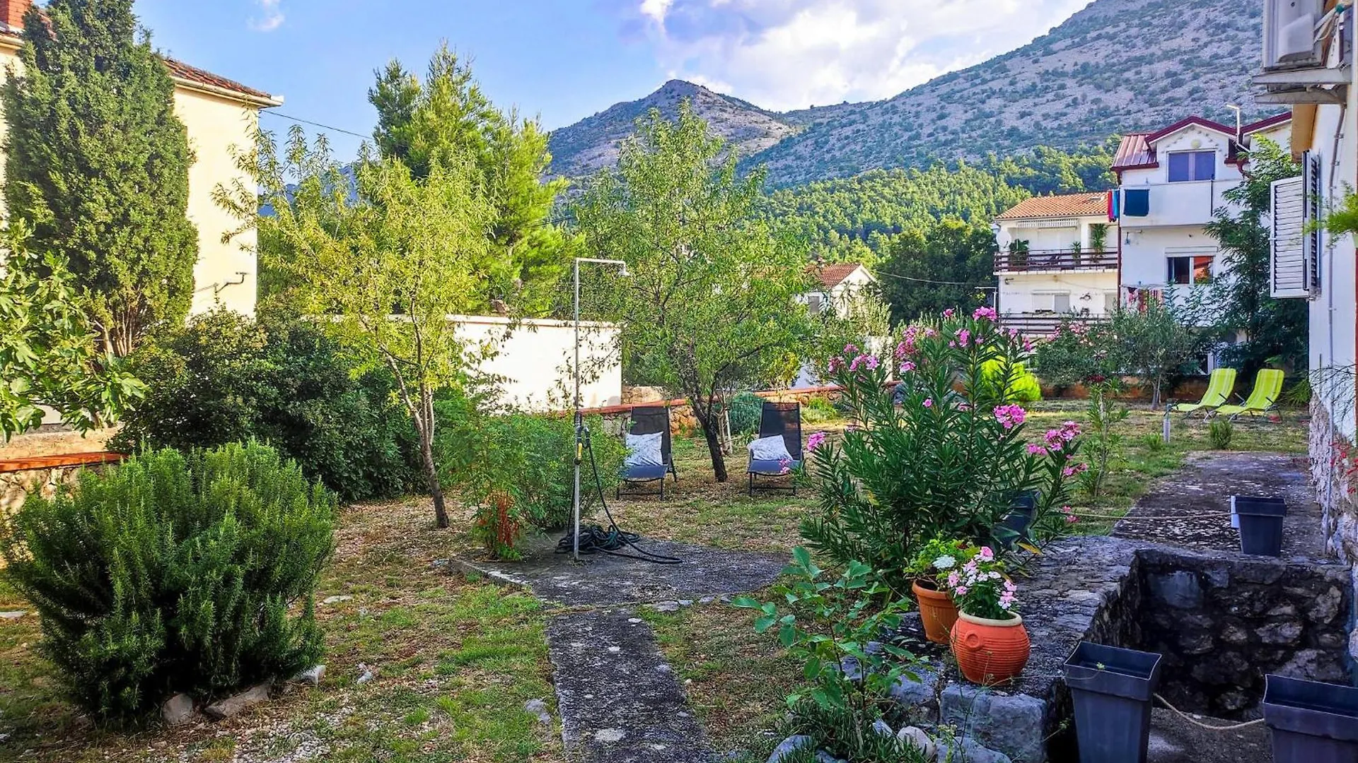 2 Bedroom Beautiful Home In Starigrad Holiday home Starigrad Paklenica