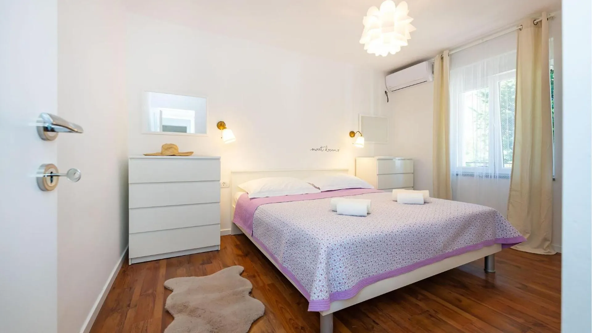 Holiday home 2 Bedroom Beautiful Home In Starigrad